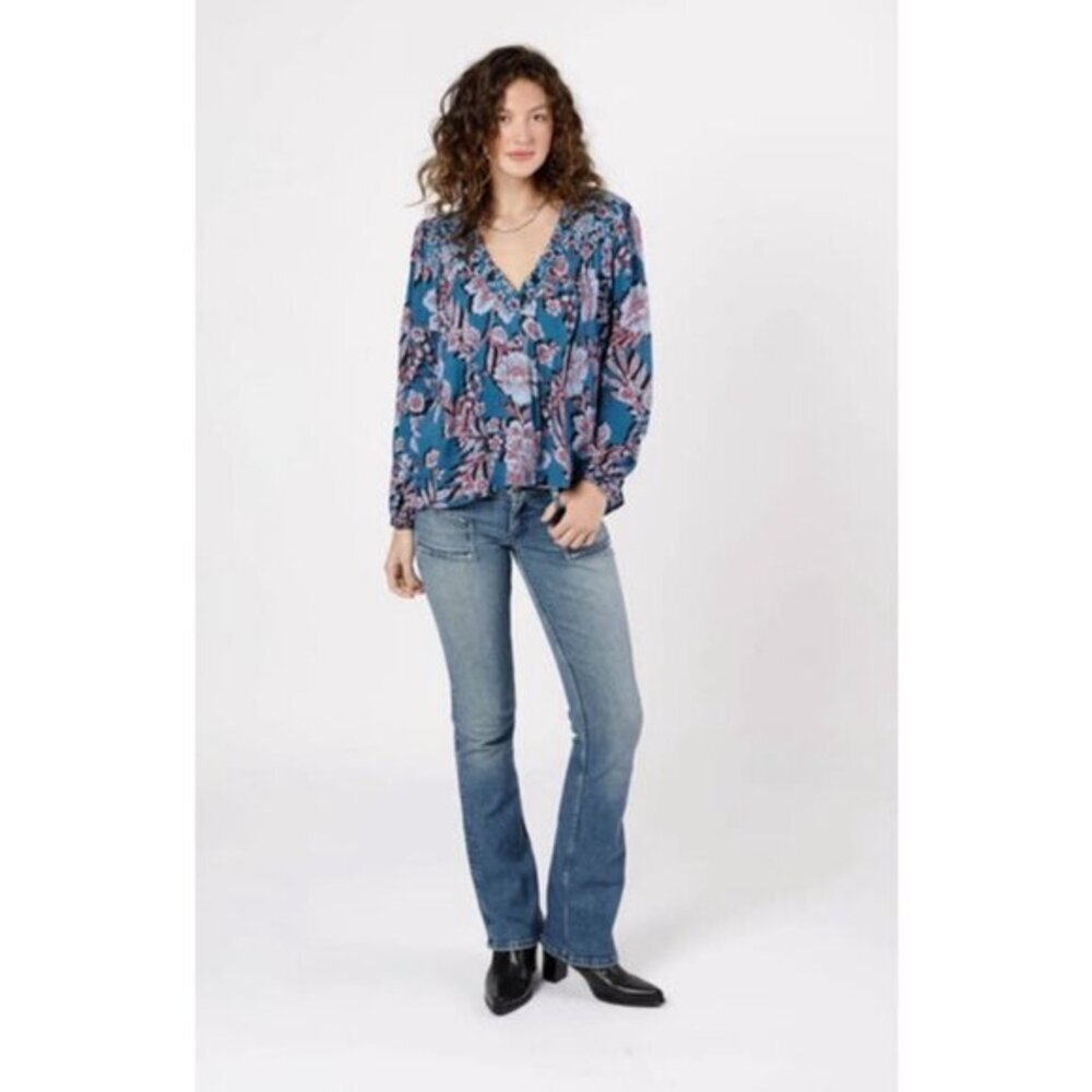 Women’s Band Of The Free Saphire Floral Print Top